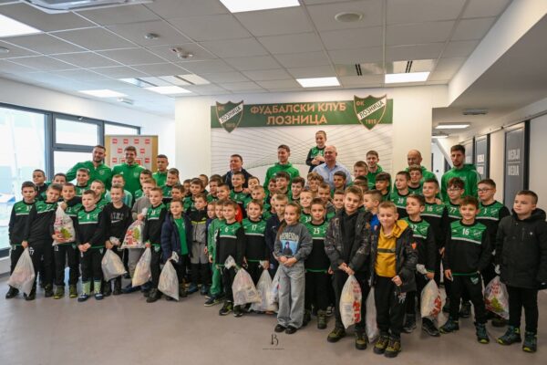 Dodela paketića FK Loznica